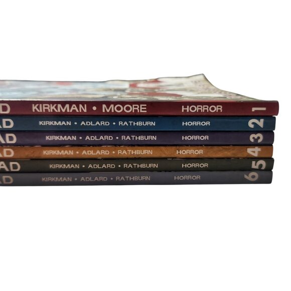 The Walking Dead Volumes 1 - 6 Image Comic Book Robert Kirkman Skybound - Picture 4 of 9